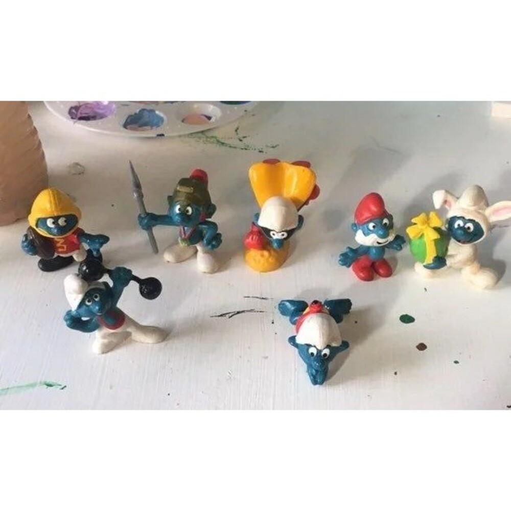 7 Collectible Vintage Smurf Action Figures